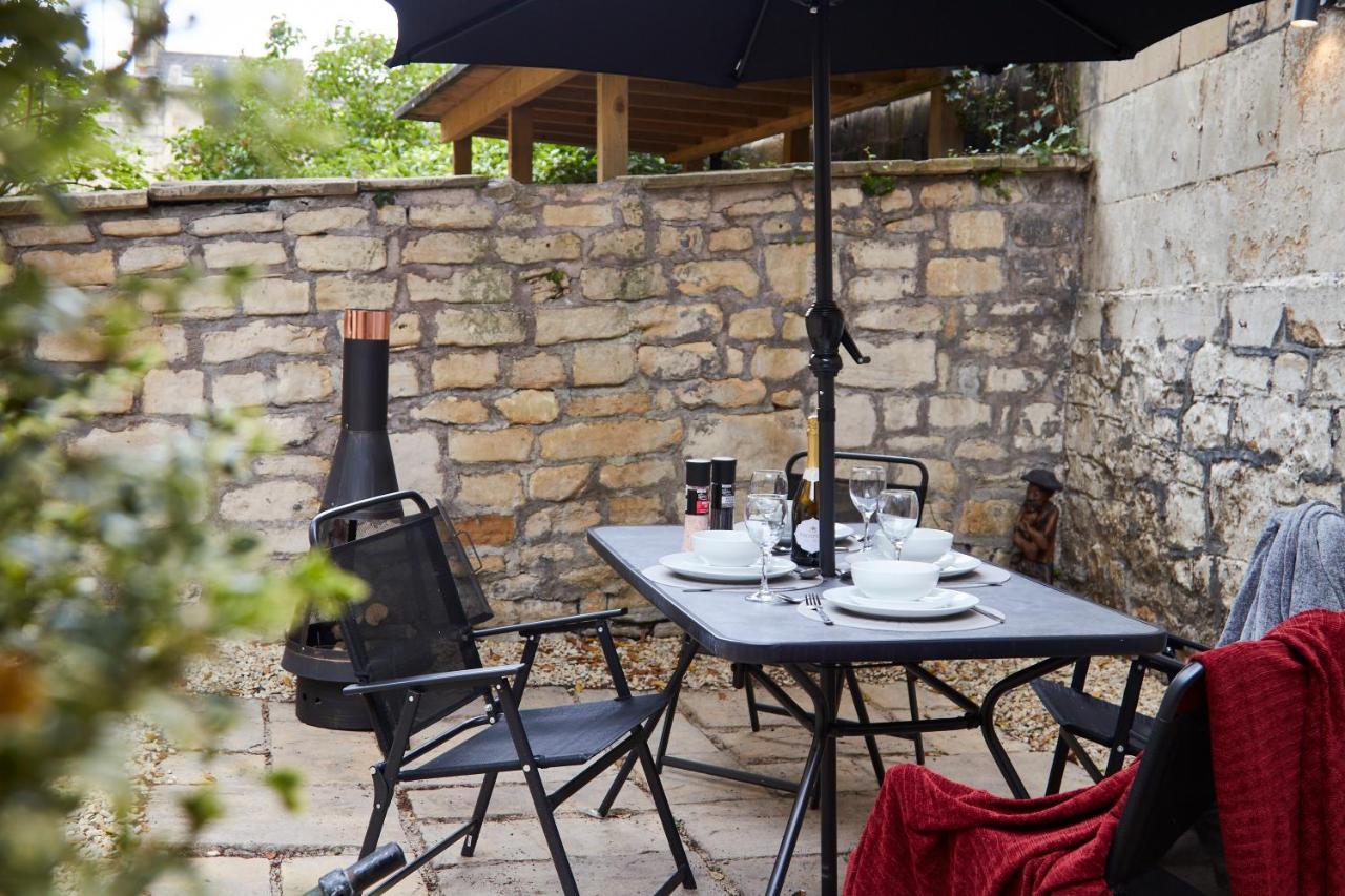Wonderful Apartment In Bath With Garden - Sleeps 8 Exteriör bild